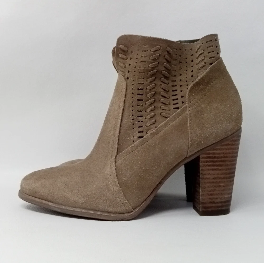 Vince Camuto Fenyia Tan Foxy Verona Bootie Suede Stacked Heel Boots - Picture 3 of 11